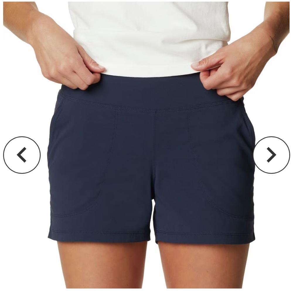 Mountain Hardwear Women's Navy Blue Dynama Shorts